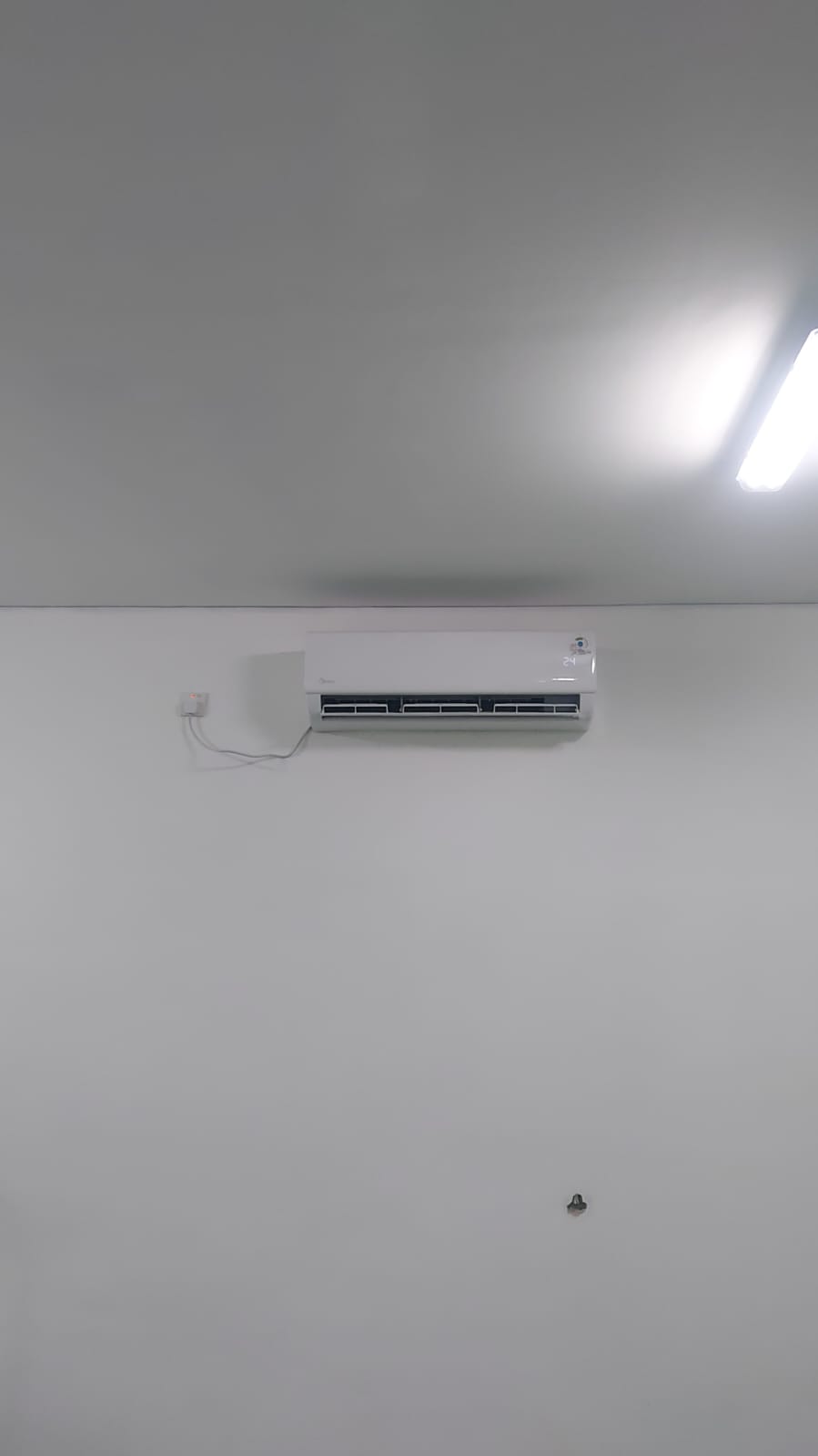 Pekerjaan Pemasangan AC