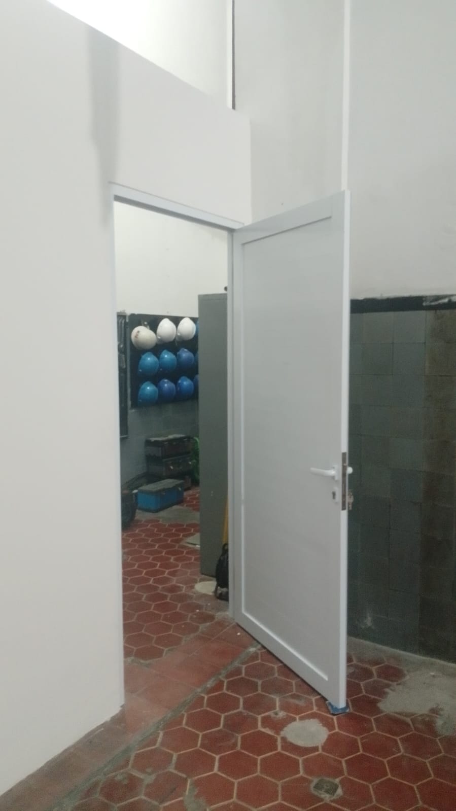 Pekerjaan Pintu Aluminium