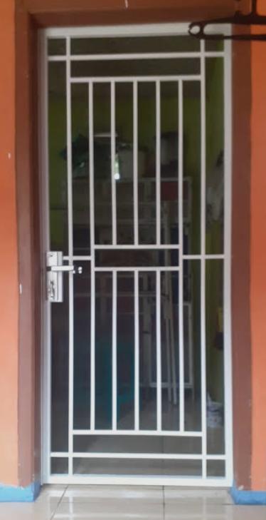 Pekerjaan Pintu Besi