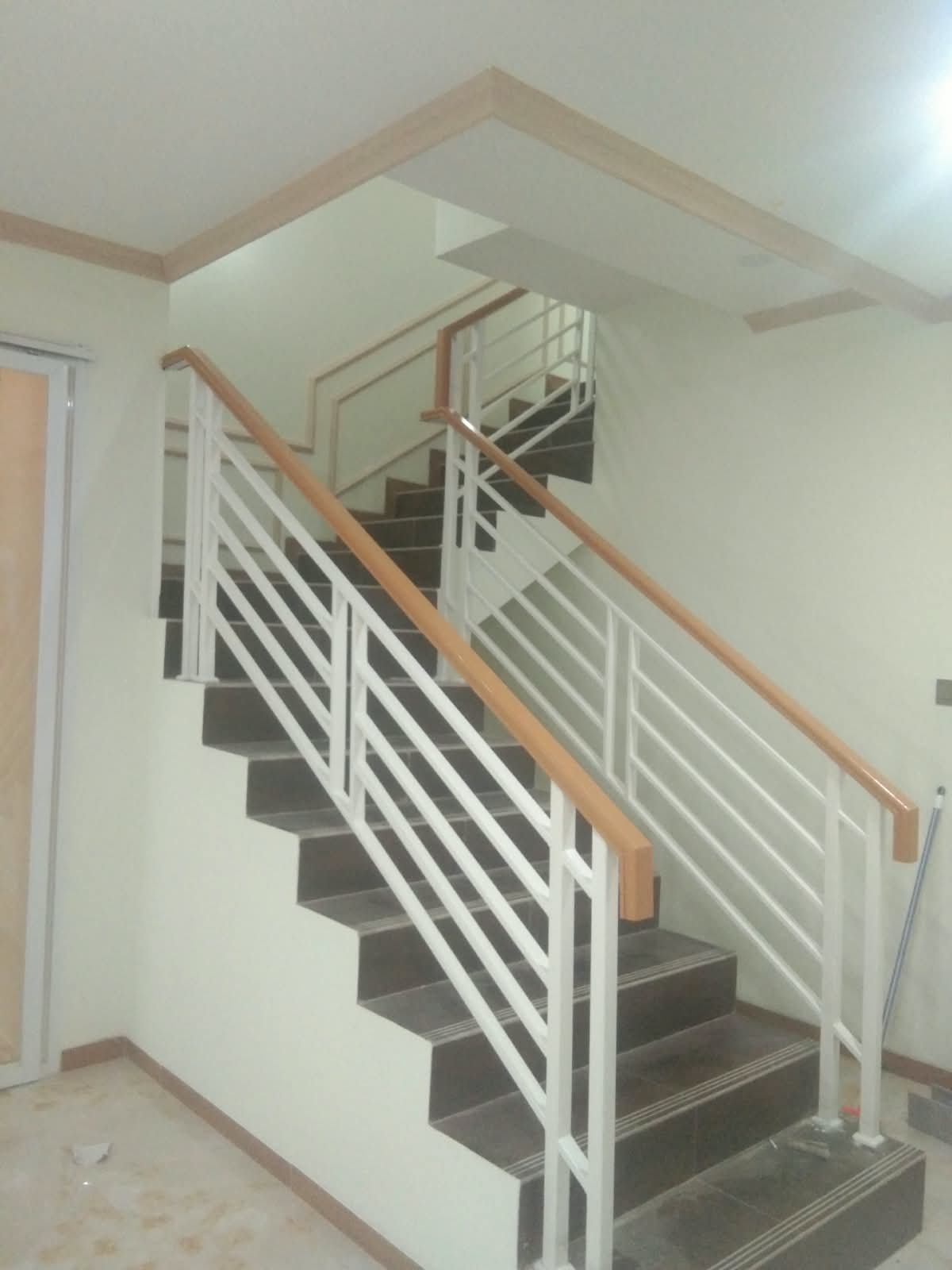Pekerjaan Railing Tangga